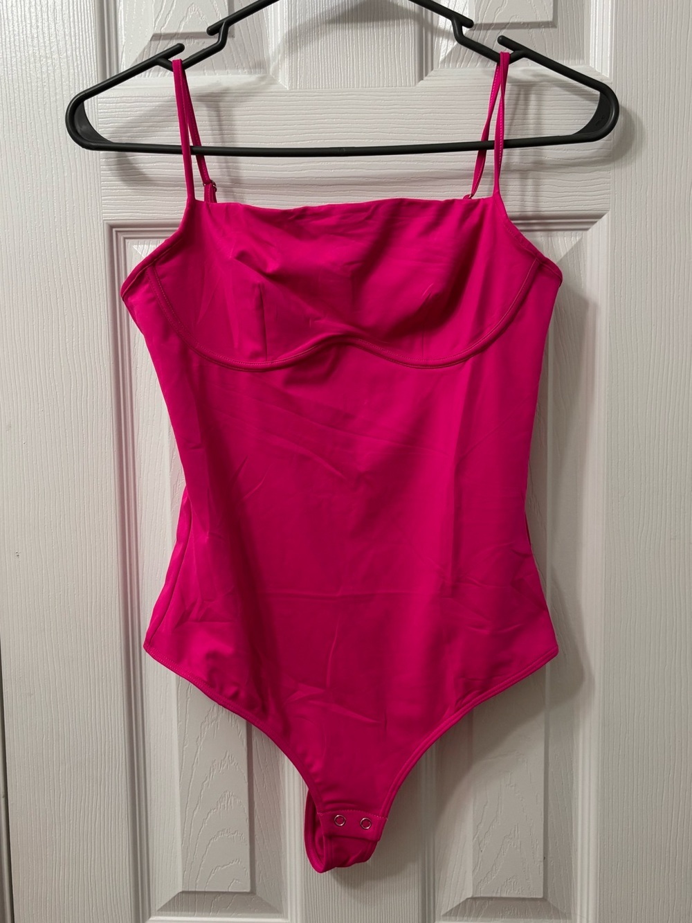 NWT REORIA Hot Pink Spaghetti Strap Snap Closure Thong Bodysuit Size S,M,L - Picture 3 of 12